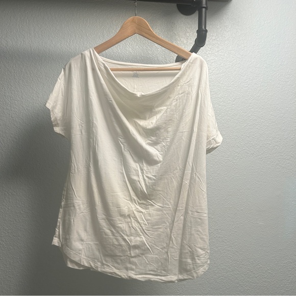 Lands’ End Scoop Neck Blouse Women’s Size Medium Cream Short Sleeve Top - Picture 1 of 4